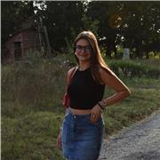 offro lezioni private a bambini delle scuole elementari e medie in modo da coinvolgerli sempre di più con curiosità nelle materie